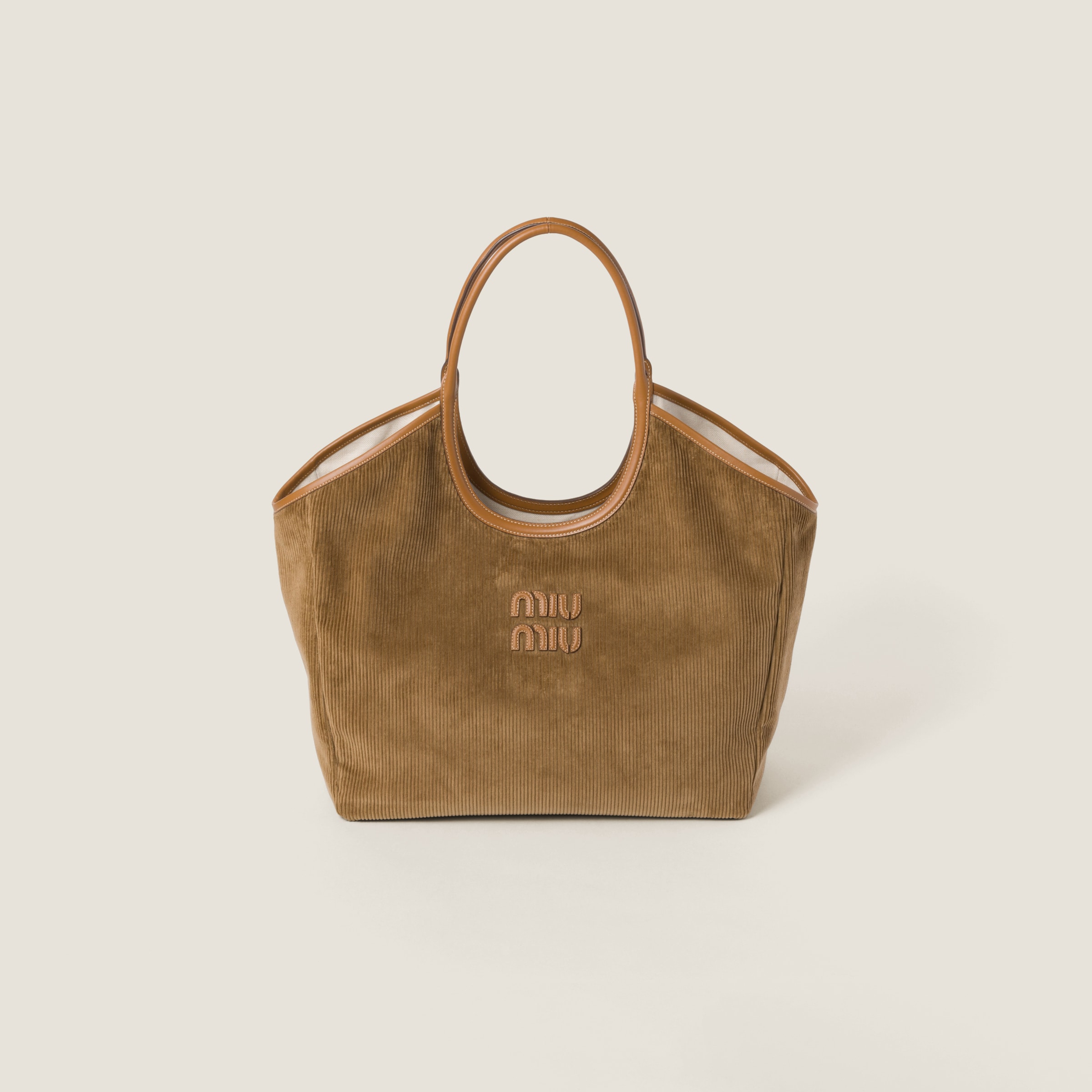 

Шоппер ivy из вельвета MIU MIU, корица