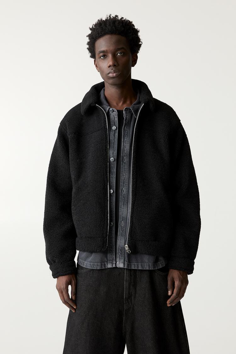 

Куртка из искусственной овчины Pull And Bear, черный