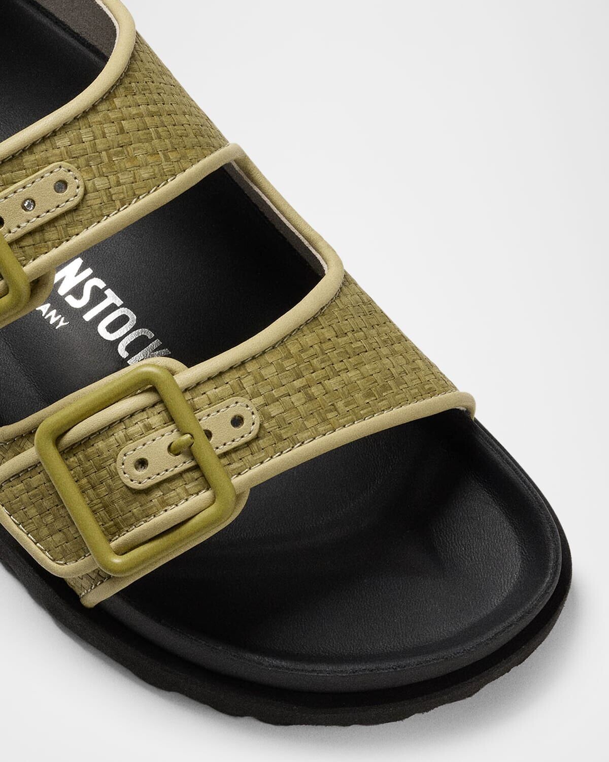 Босоножки Milano с ремешком на пятке и двойной пряжкой из рафии 1774 Birkenstock, цвет Golden Olive — фото 2