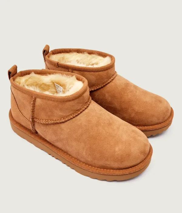 Классические ультраминиатюрные зимние ботинки Ugg, коричневый — фото 4
