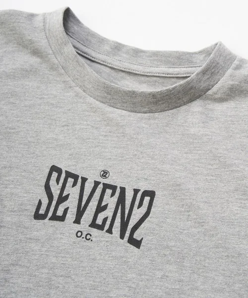 Детская футболка SEVEN2 с принтом на спине серая — фото 3