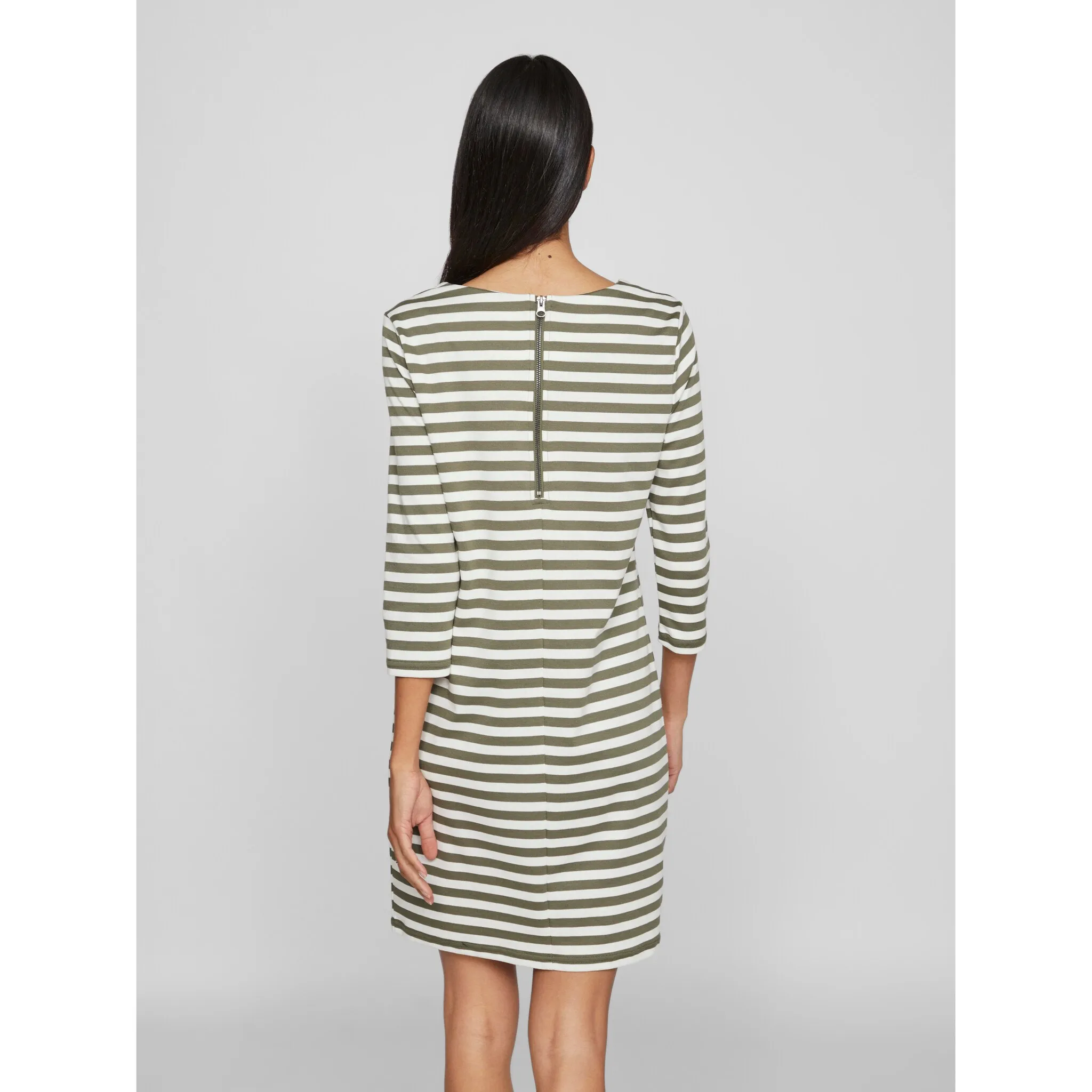 

Трикотажное платье Vila "VININNY 3/4 O-NECK DRESS/LC", цвет Dusty Olive Stripes:Snow White