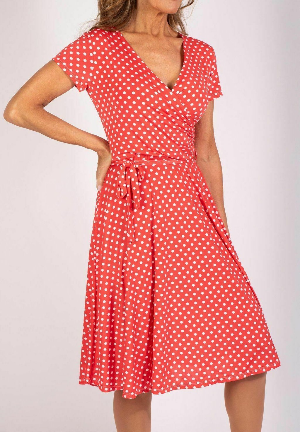 

Платье из джерси MARGUERITE DOT Stockholms Klänningsfabrik, красный