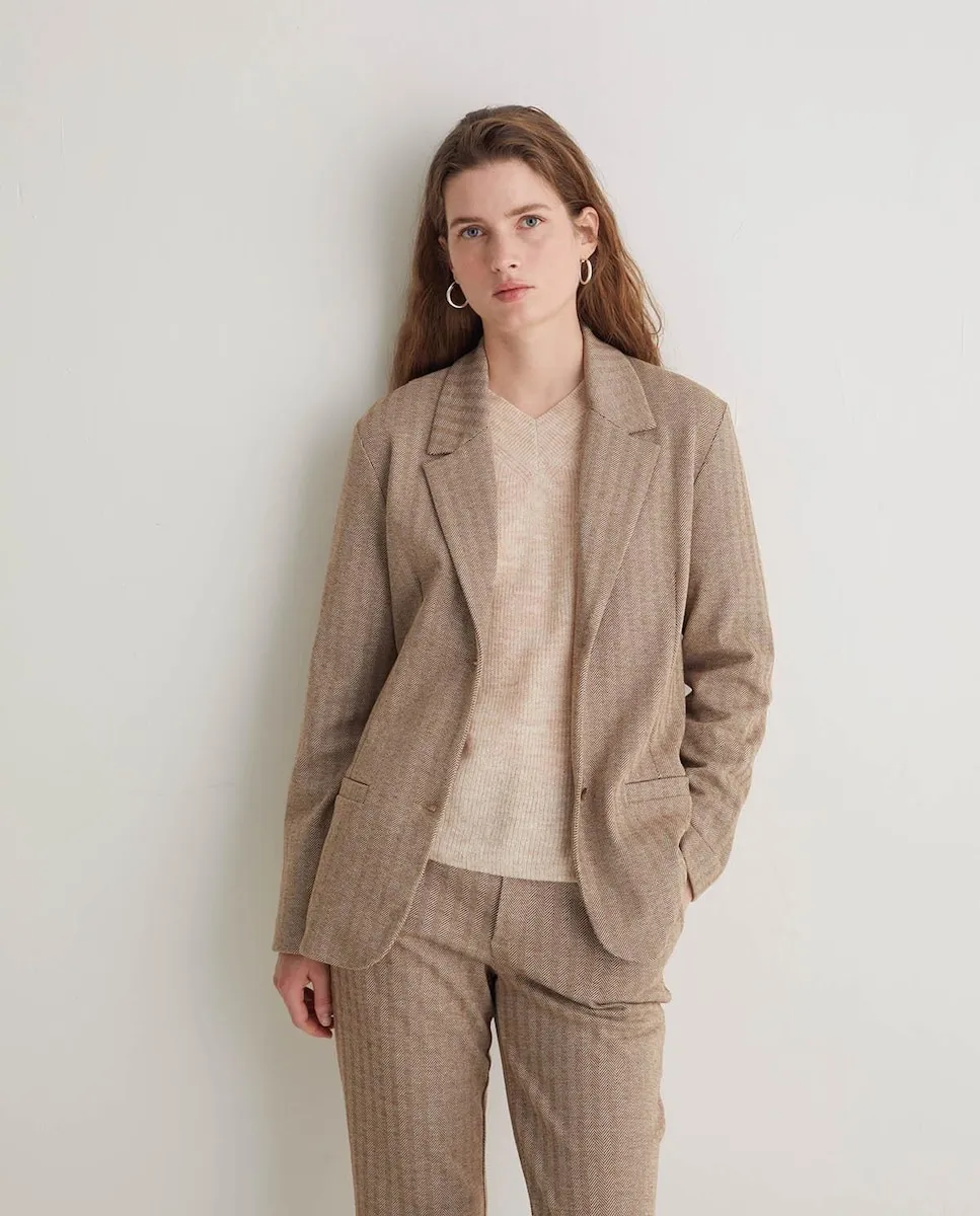 

Женский блейзер с застежкой на пуговицы и боковым карманом Yerse, песочный