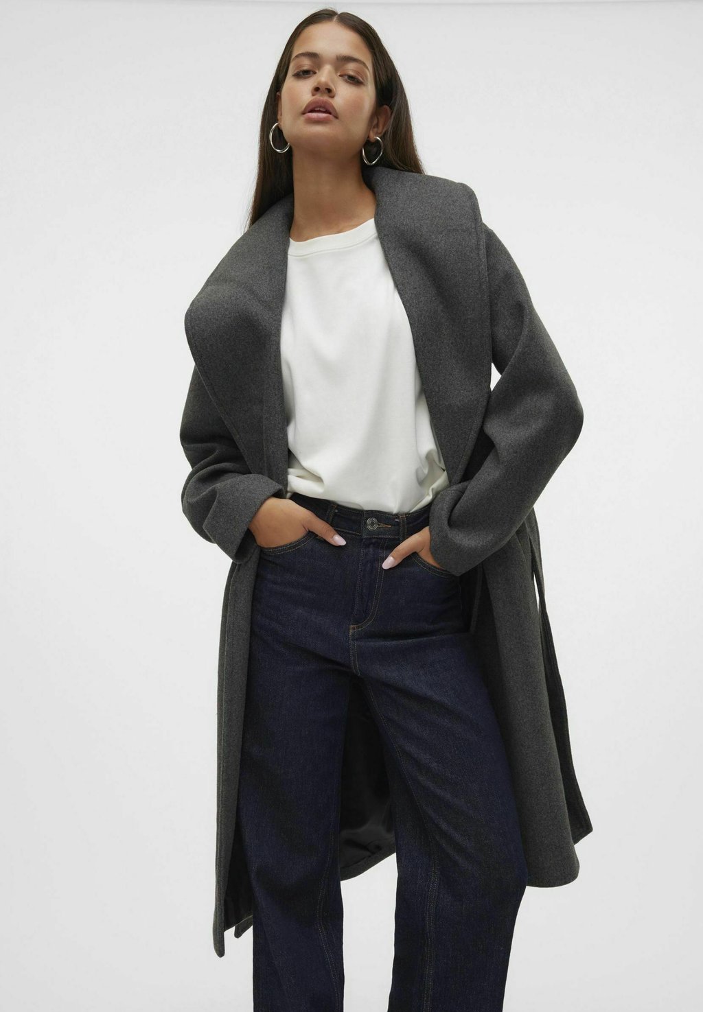 

Классическое пальто VMANNE BERGEN Vero Moda, цвет Dark Grey Melange