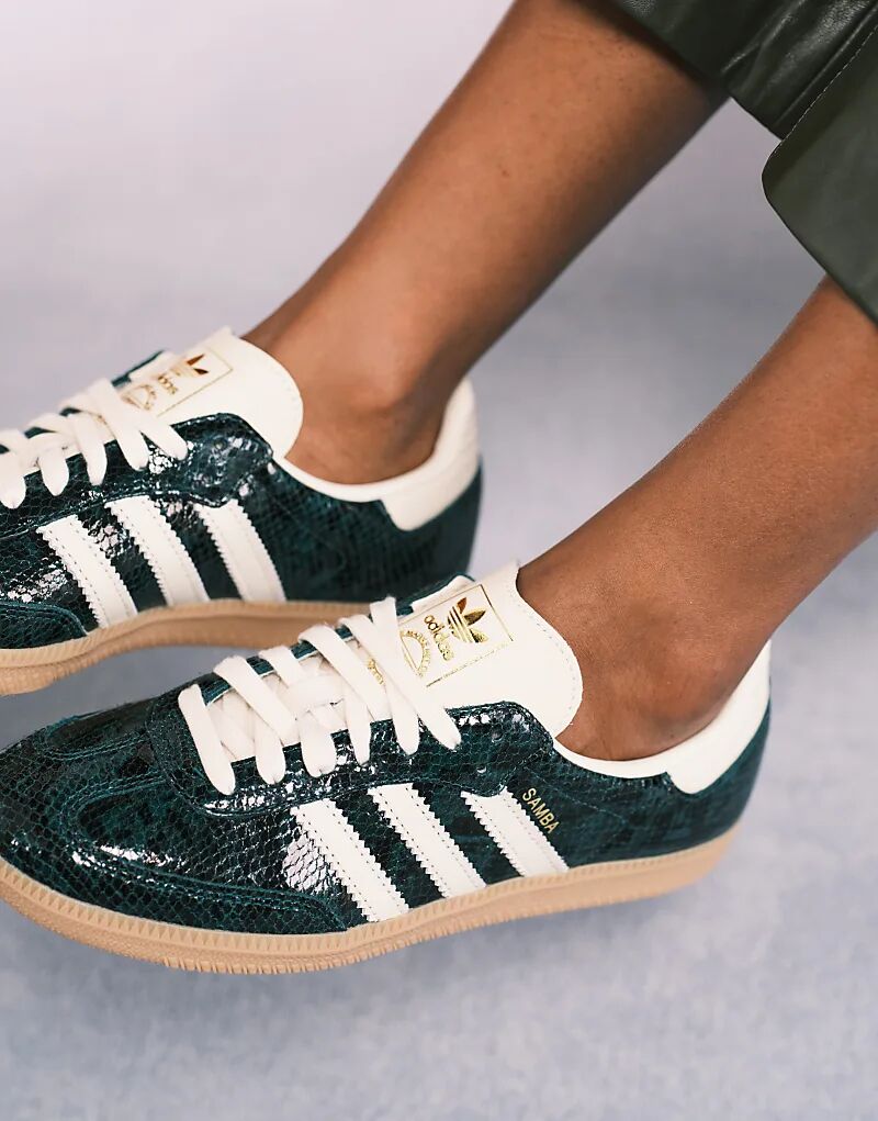 Кроссовки Adidas Originals Samba OG темно-зеленого и кремового цветов со змеиным принтом — фото 4
