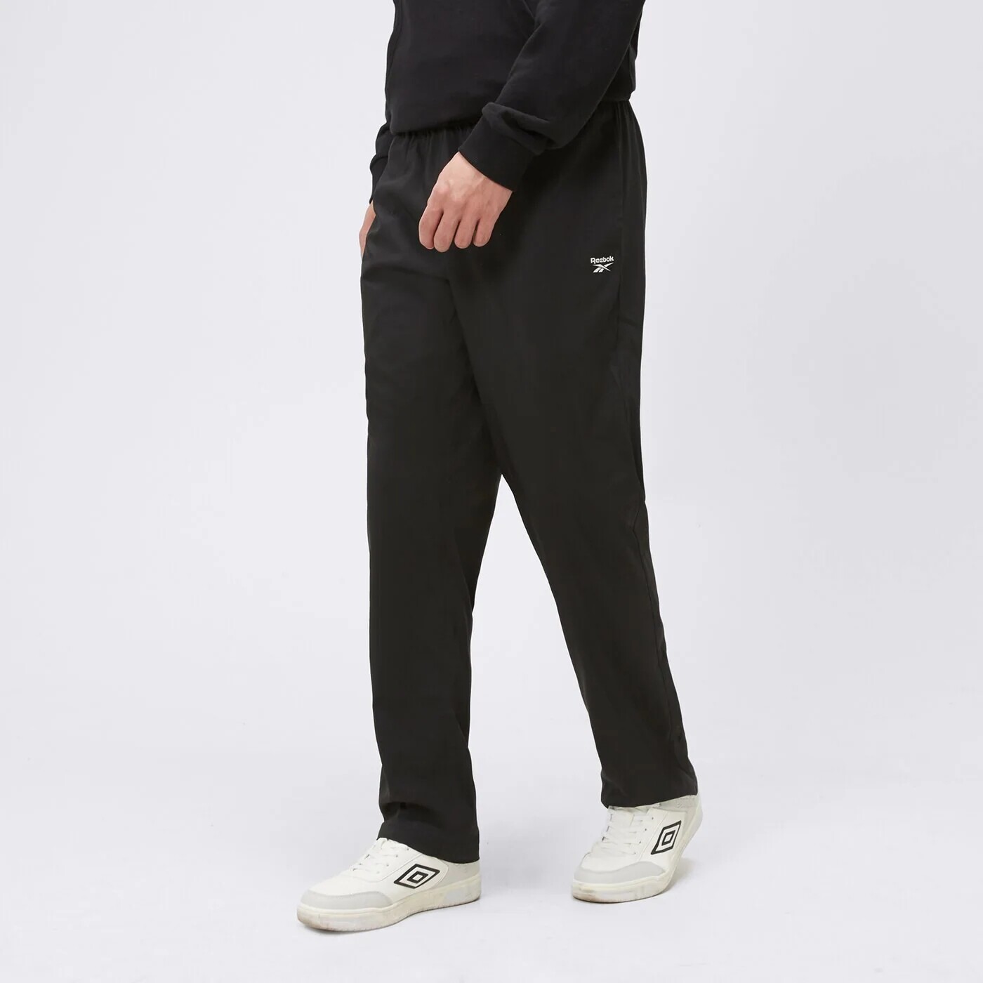 

Брюки Reebok с широким низом, черный