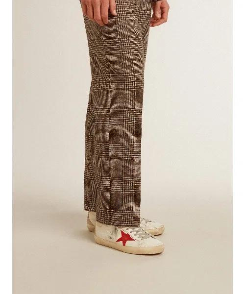 Мужские кроссовки из натуральной кожи Golden Goose Super-Star с красной звездой и белым верхом — фото 2