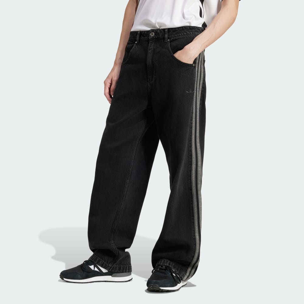 

Спортивный костюм Adidas Adicolor Denim Firebird Pants, цвет True Black Denim