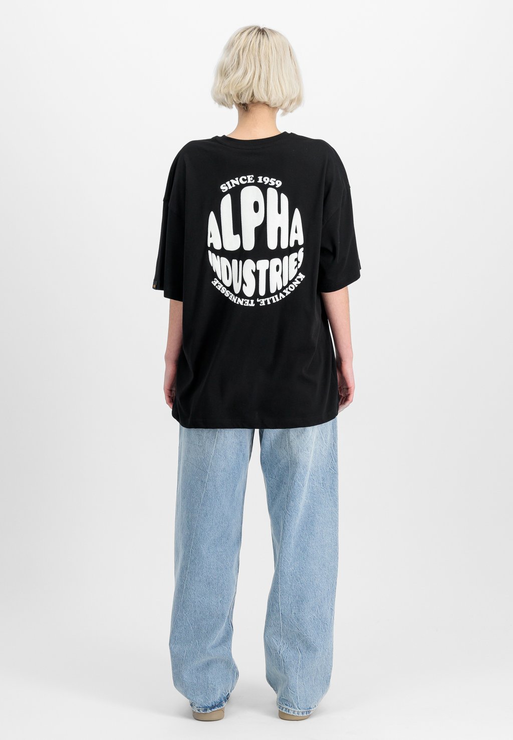 

Футболка с принтом LOGO Alpha Industries, черный