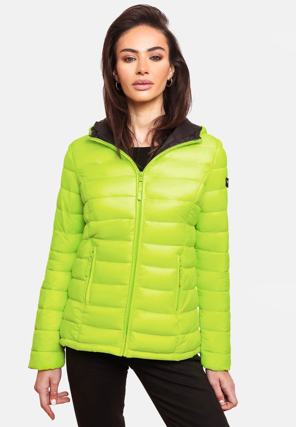 

Зимняя куртка Lucy Marikoo, цвет neon green