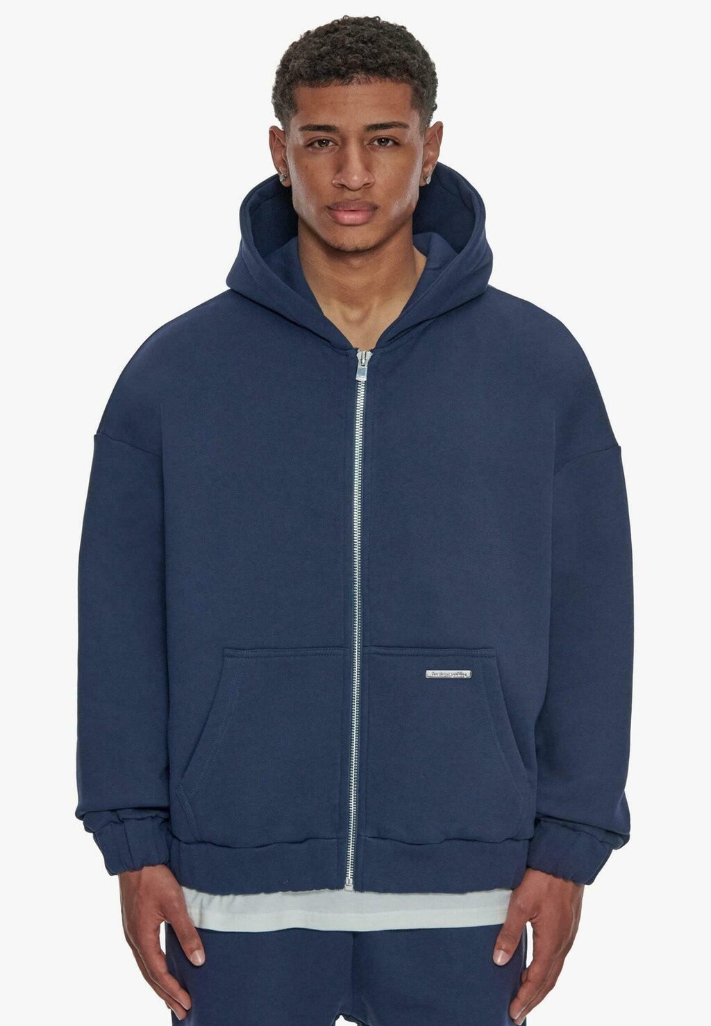 

Толстовка SUPER HEAVY BLANK Dropsize, цвет blackiris