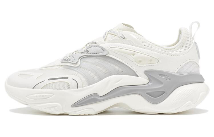

XTEP Red Flame TD Lifestyle Shoes Women's Low-top White/gray