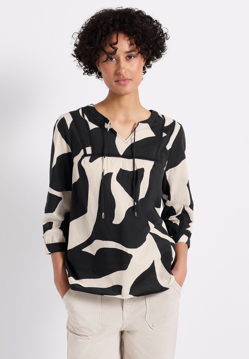 

Блуза PRINT-MIT TAPE-DETAILS Street One, металлик серый