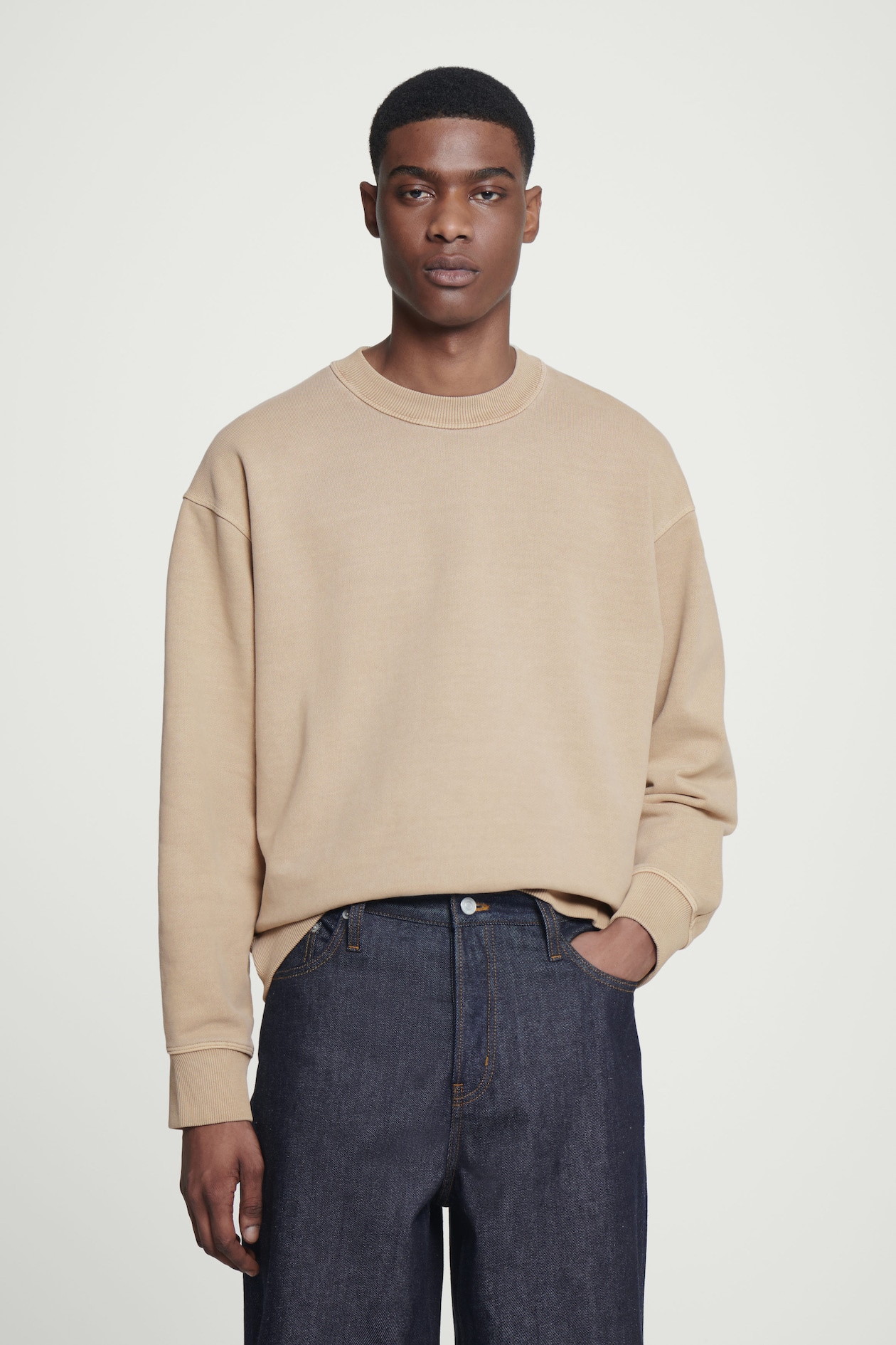 

Толстовка из стираного хлопка-relaxed fit COS, бежевый