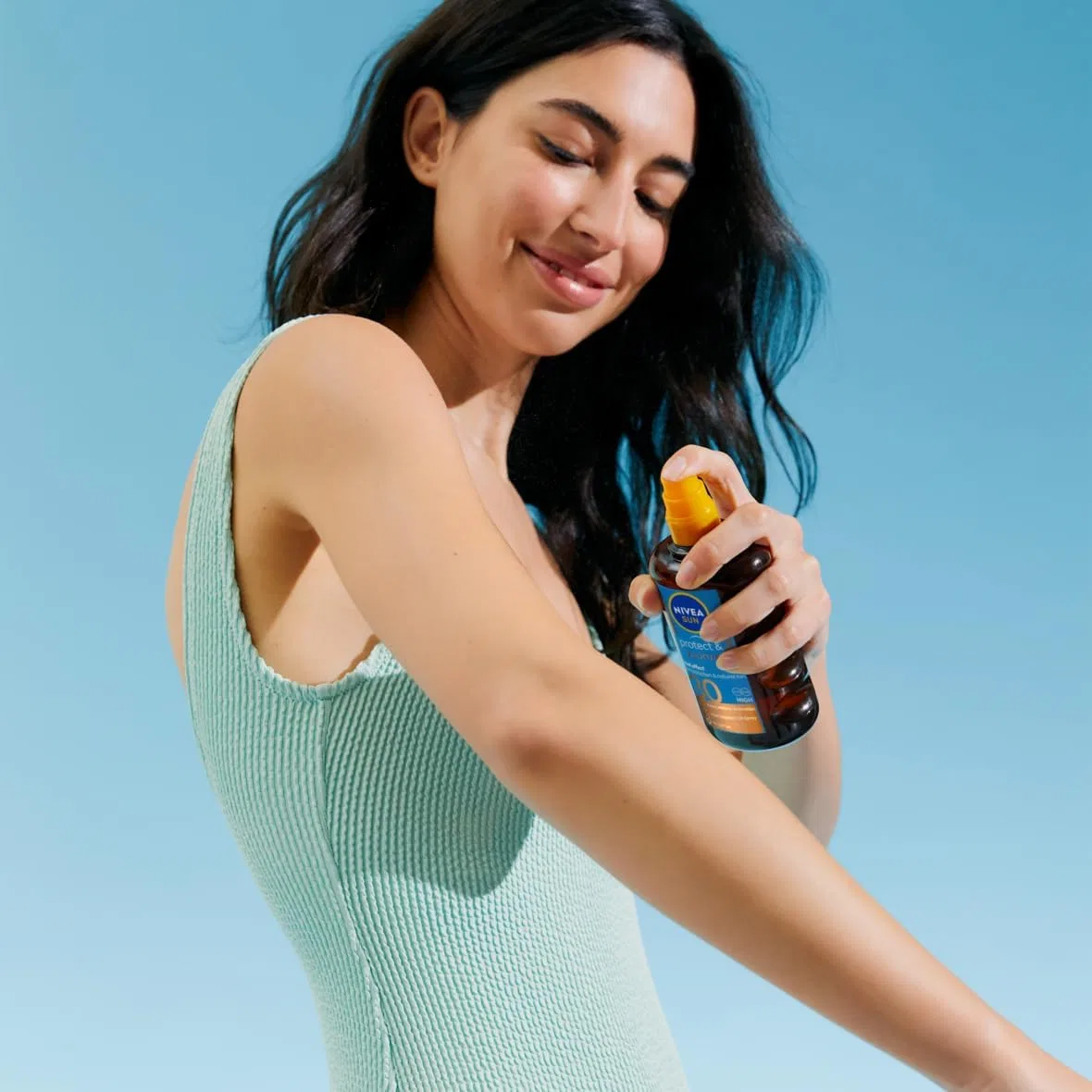Солнцезащитное масло Nivea Sun Protect and Bronze SPF 30 200 мл — фото 3