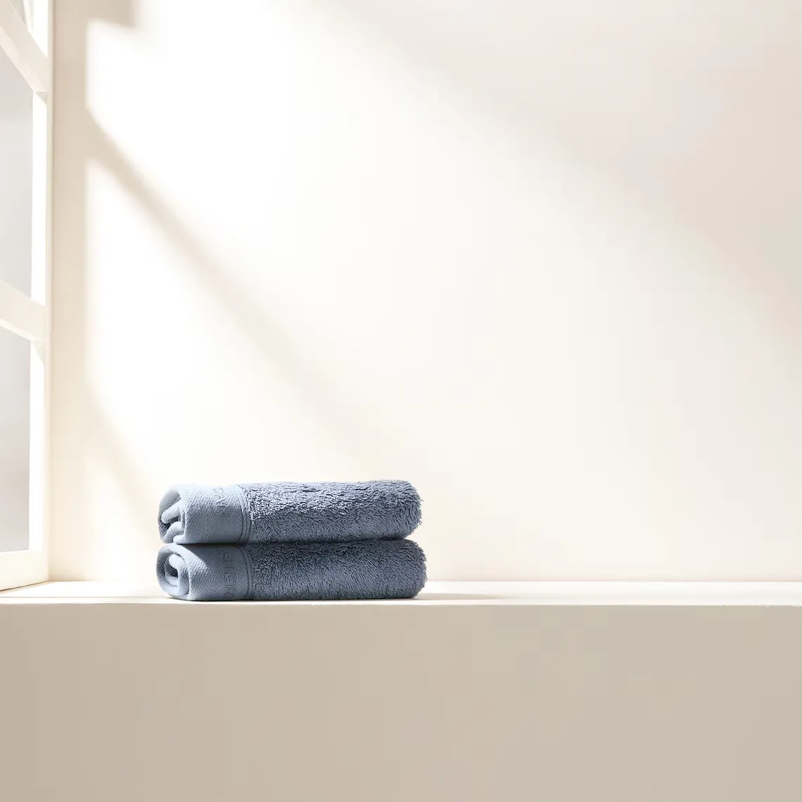 

Комплект из 2-х туалетных полотенец хлопок и тенсел 650 гр/м2 Eris Soft Sheridan, синий