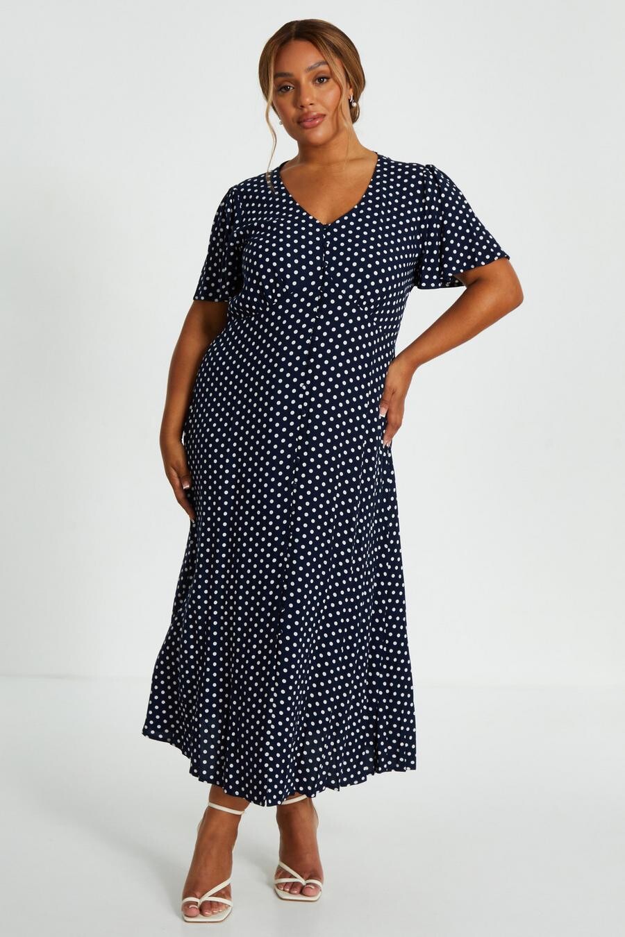 

Платье Curve Navy Polka Dot Midaxi QUIZ Clothing