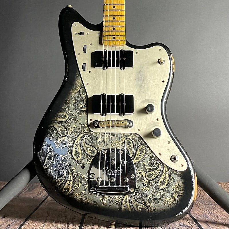 

Электрогитара Fender Custom Shop LTD Custom Jazzmaster, Relic- Aged Black Paisley