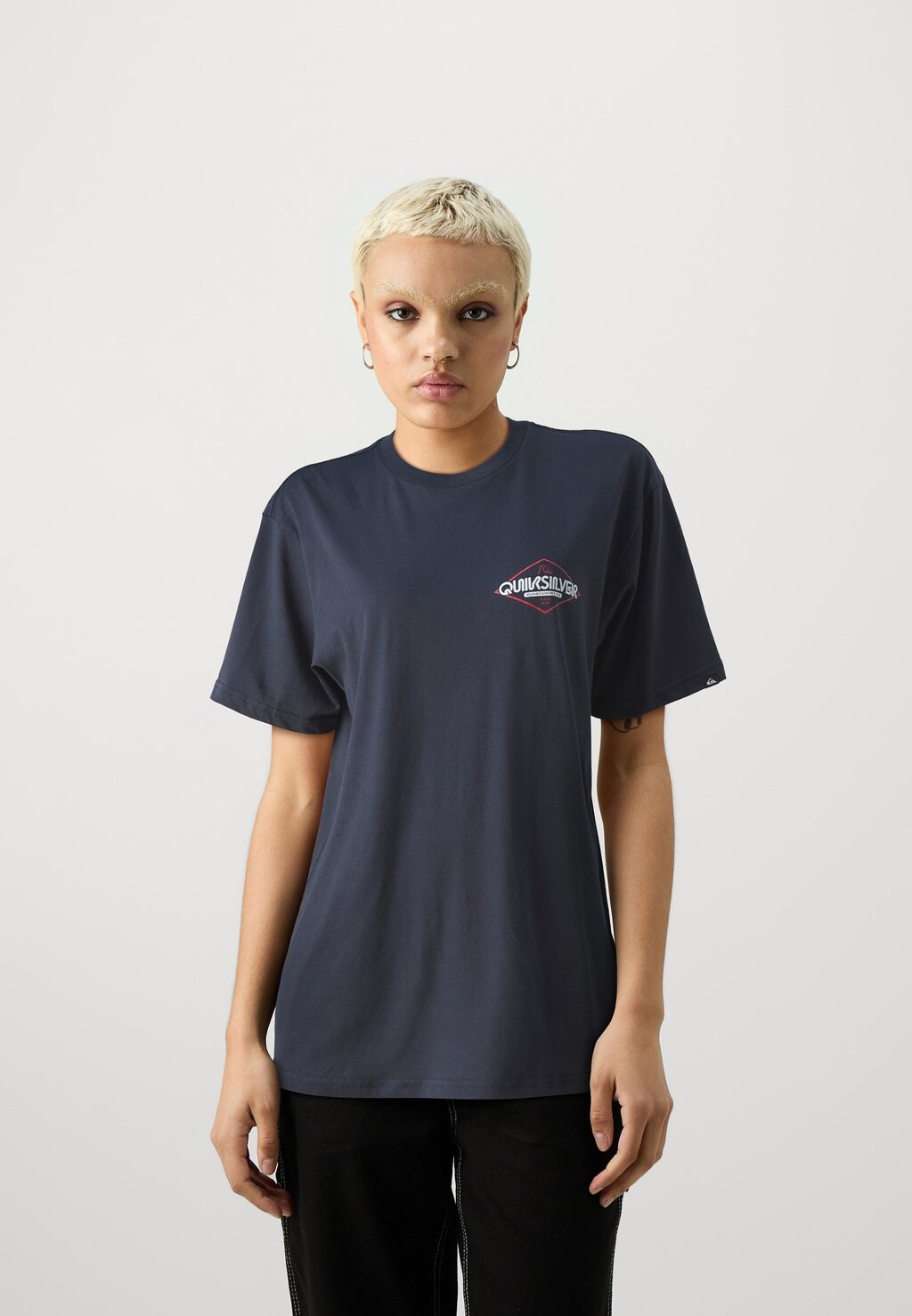 

Футболки с принтом OMNI SIGN SS Quiksilver, темно-синий
