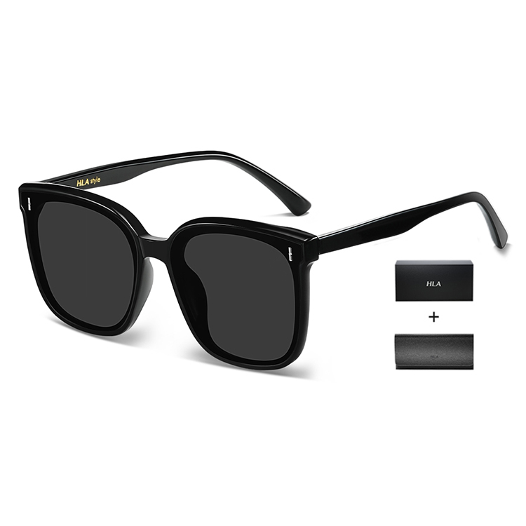 

Пластиковые квадратные солнцезащитные очки Unisex HLA TR/Memory, черная оправа с серыми линзами (HD поляризованные) [Love Photo Pro] Печать фото на упаковке