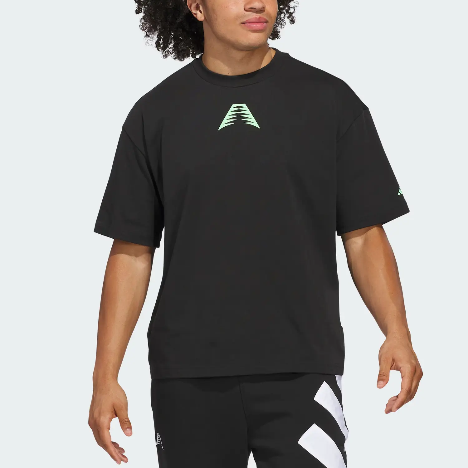 Adidas Футболка мужская Believe That Anthony Edwards Black/Magic Lime Green — фото 2