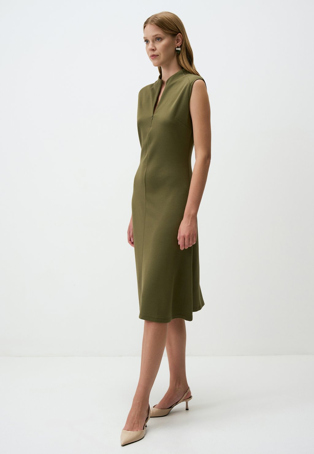 

Повседневное платье SLEEVELESS V-NECK Jimmy Key, хаки
