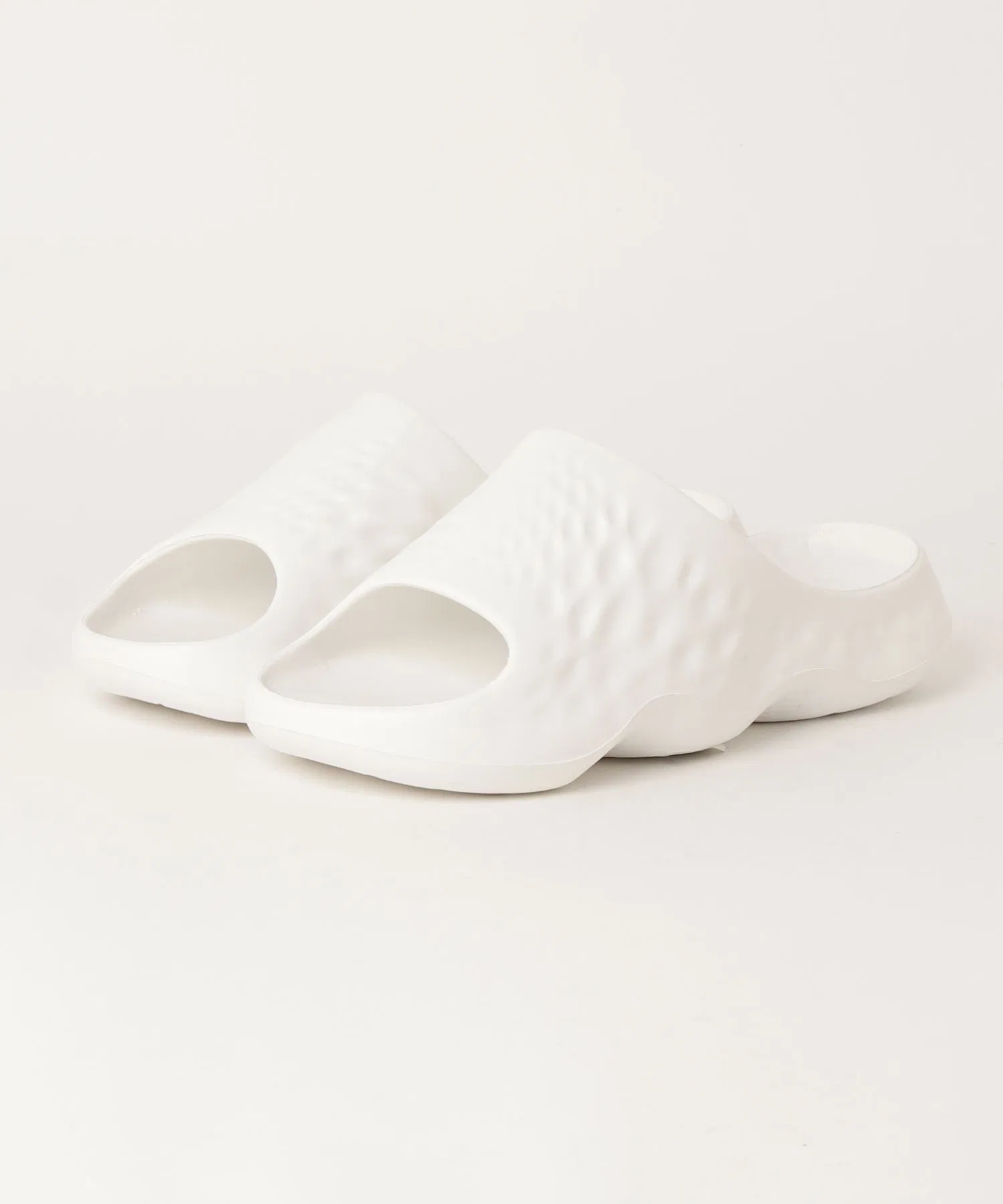 Мужские сандалии New Balance Fresh Foam MRSHN из EVA белые