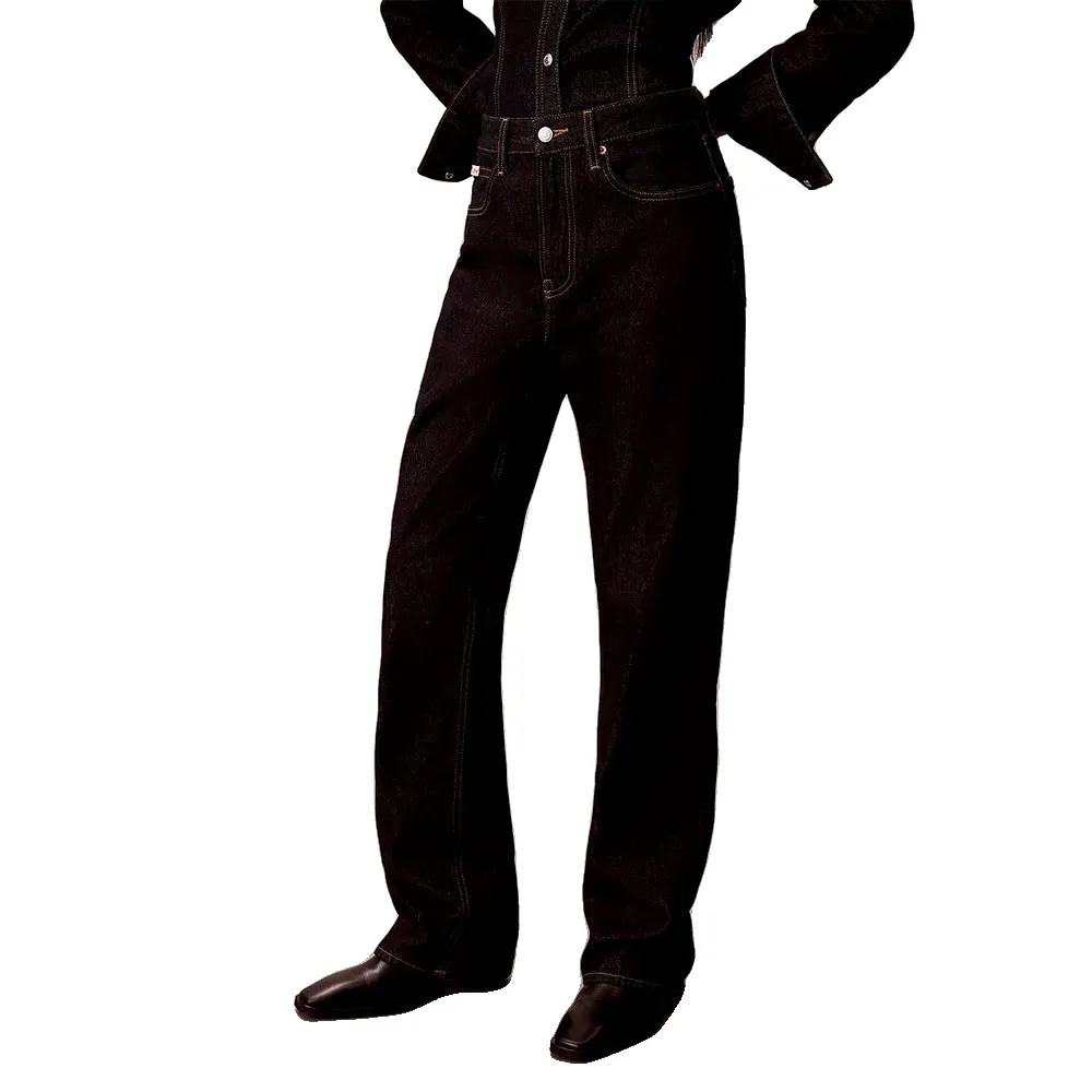 

Джинсы Calvin Klein LV047E707G прямого кроя Calvin klein jeans, черный