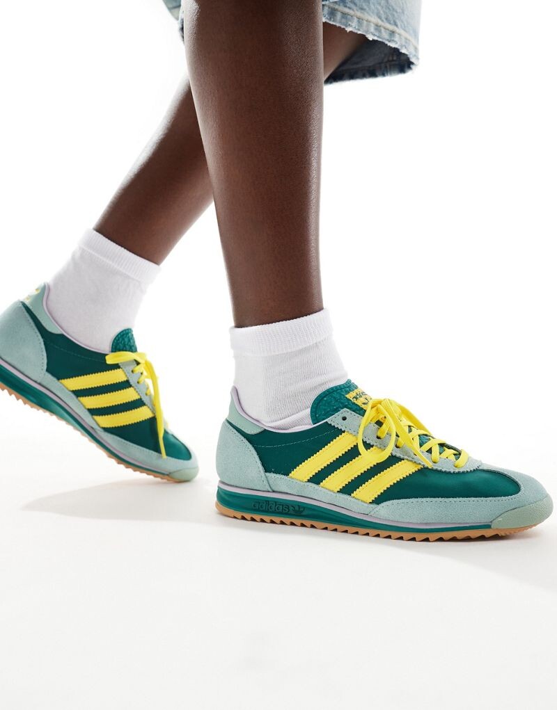 Зеленые и желтые кроссовки adidas SL 72 OG — фото 3