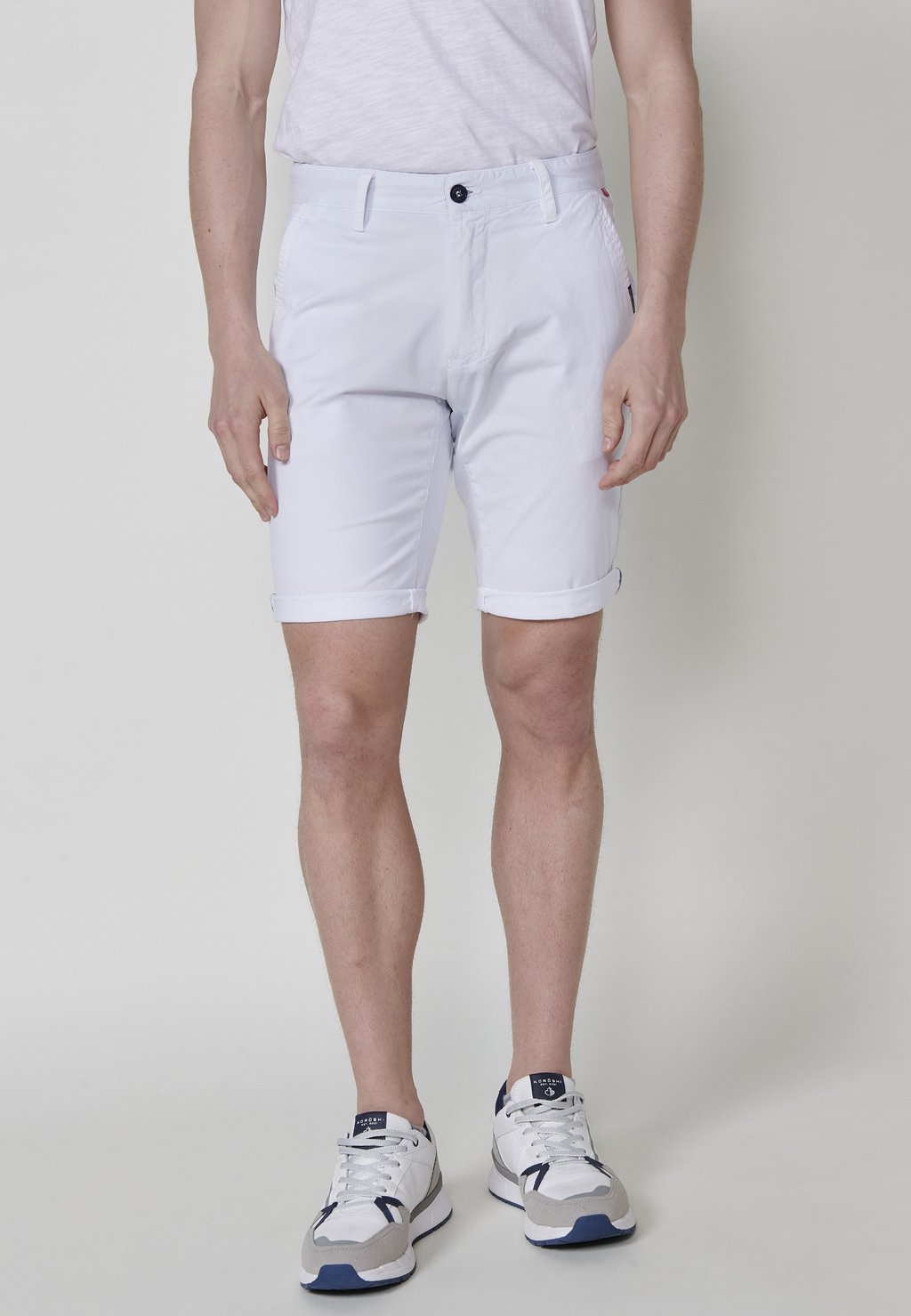 

Шорты ELASTIC BERMUDA Koroshi, белый