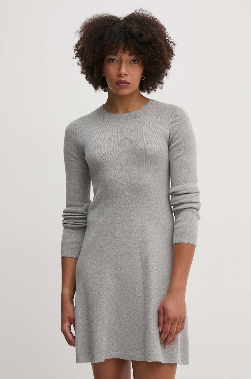 

Хлопковое платье Calvin Klein Jeans, серый