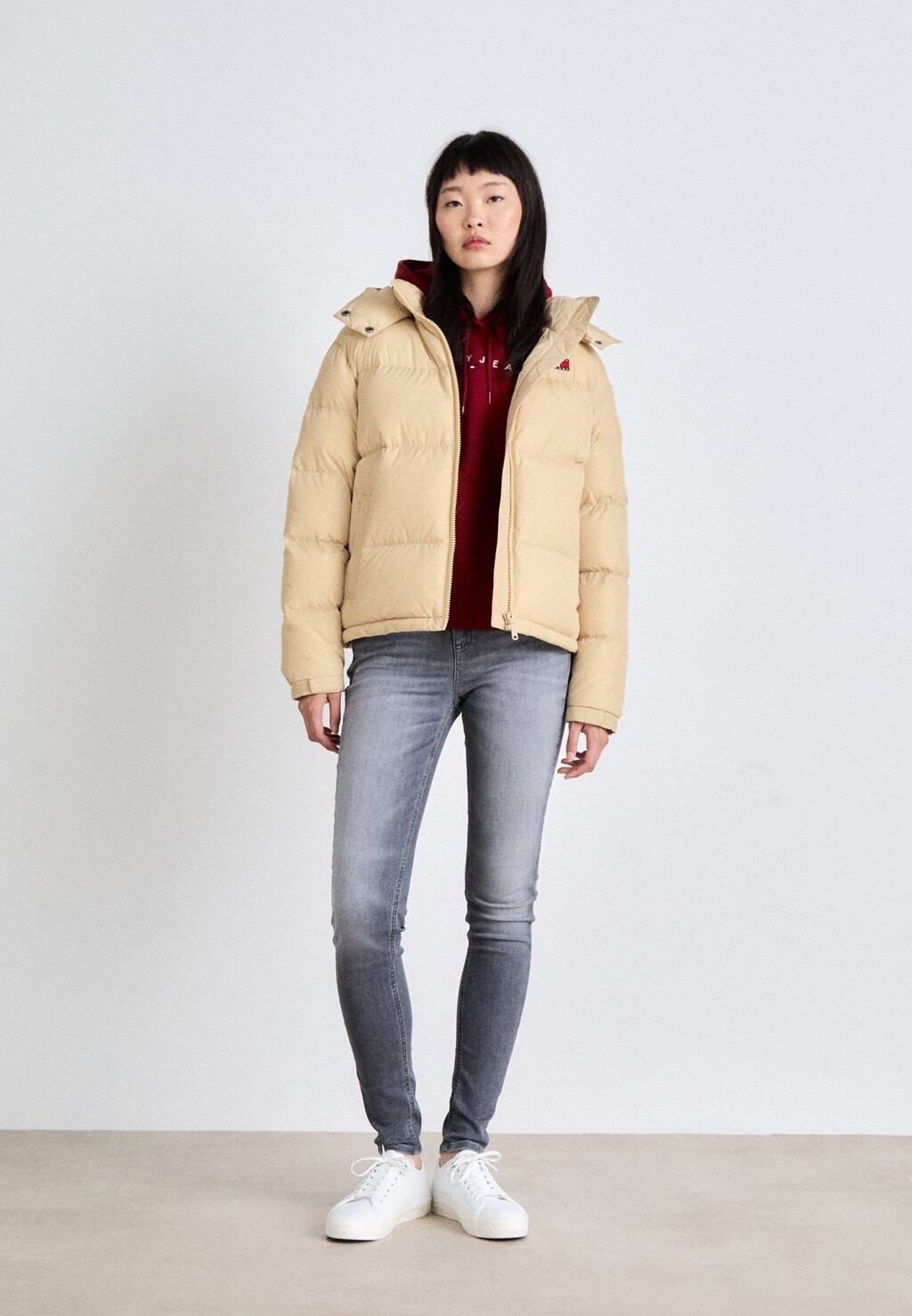 

Пуховик ALASKA PUFFER Tommy Hilfiger, песочный