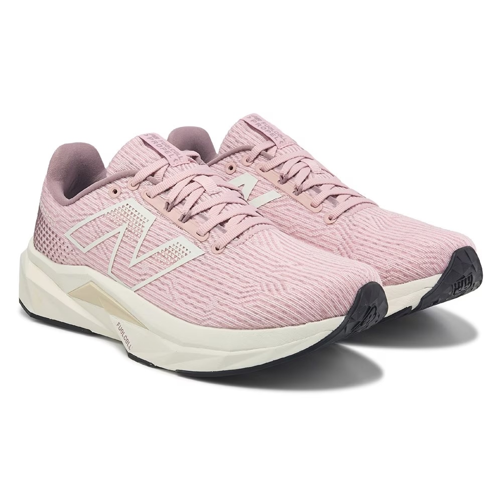 Кроссовки для бега New Balance Fuel cell propel v5, pink/white