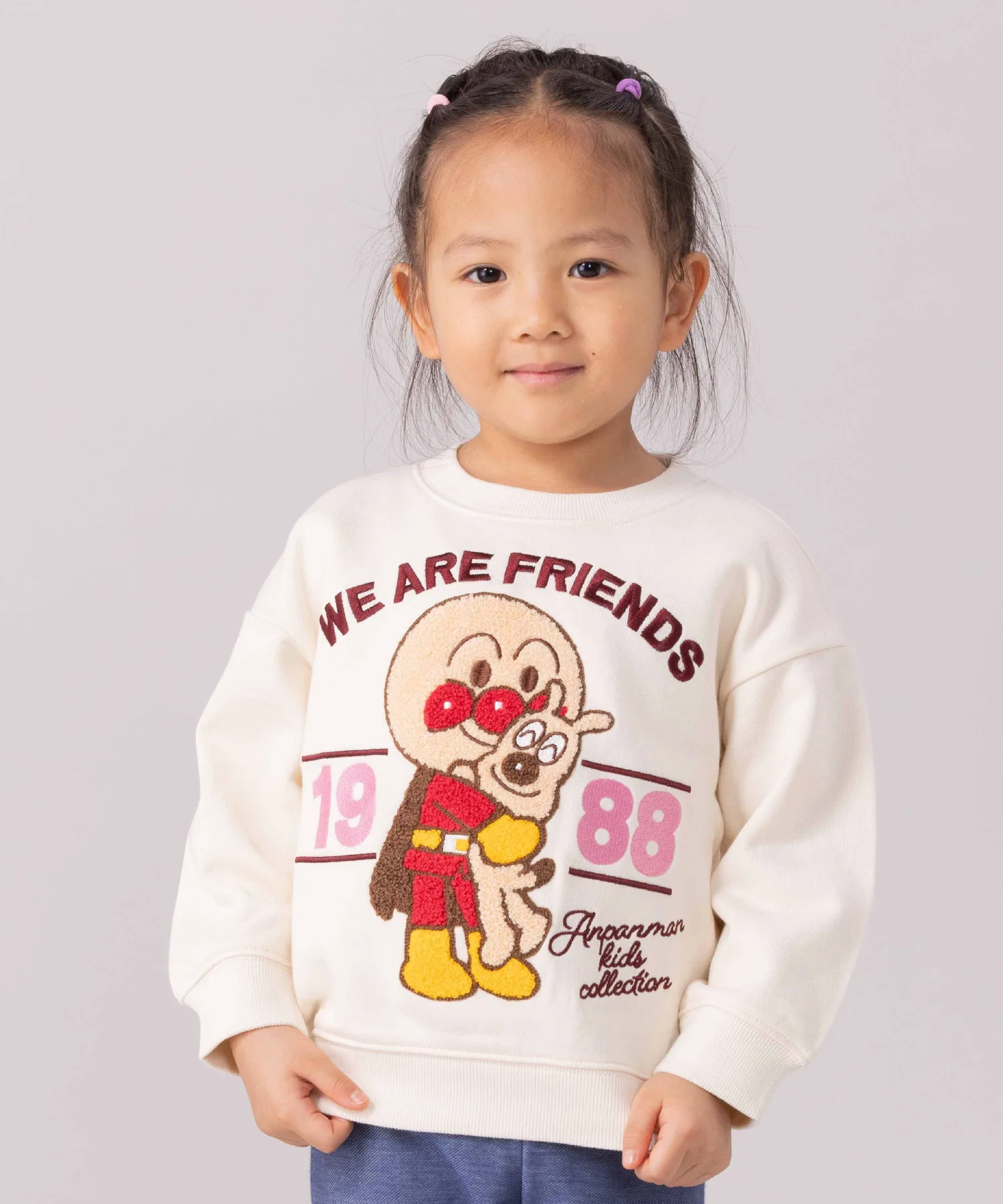 Вышитая толстовка APKC/(K)HUG Sagura Anpanman Kids Collection, Off-white