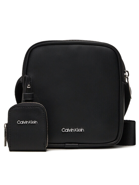 

Кошелек Calvin Klein, черный