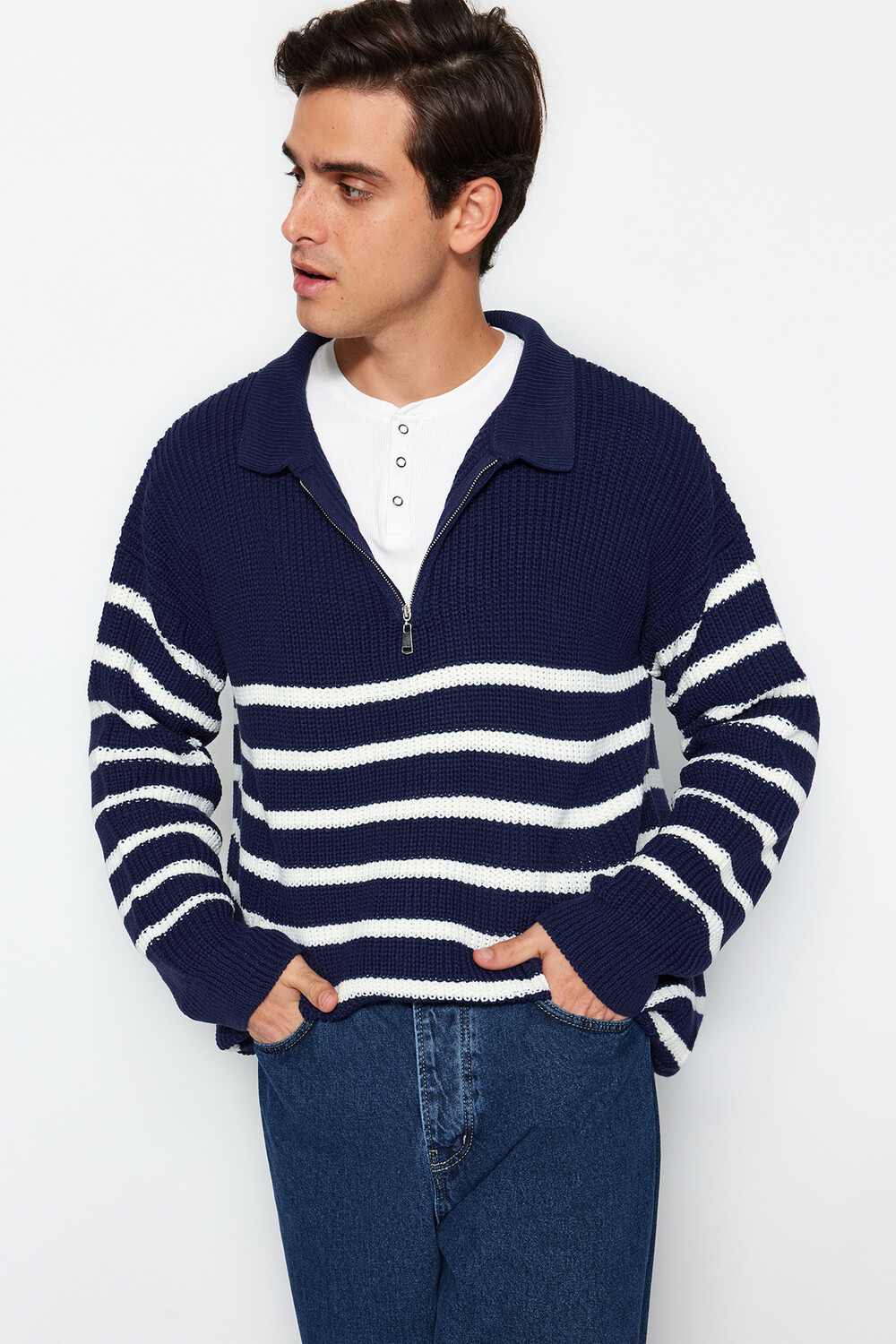 

Свитер - Темно-синий - Oversize Trendyol