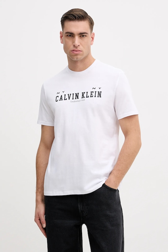 

Хлопковая футболка Calvin Klein Jeans, белый