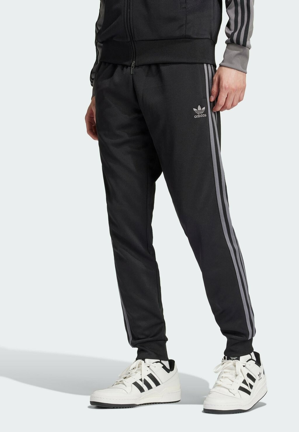 

Спортивные брюки adidas Originals, черный