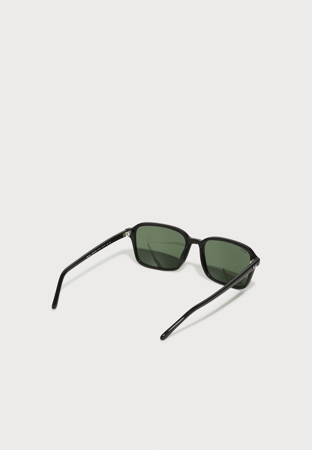 

Солнцезащитные очки RAIMOND UNISEX Ray-Ban, черный