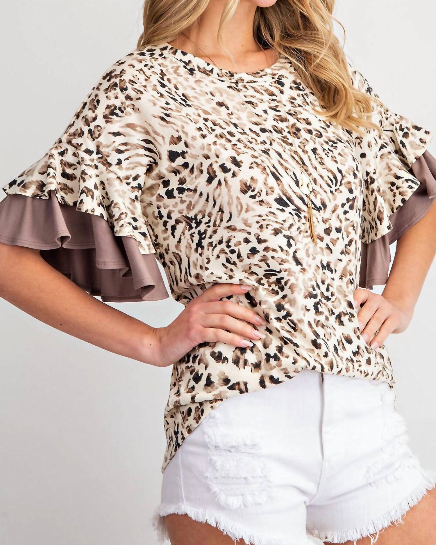 

Женская блузка с рюшами в цвете таупе 143 STORY, Taupe