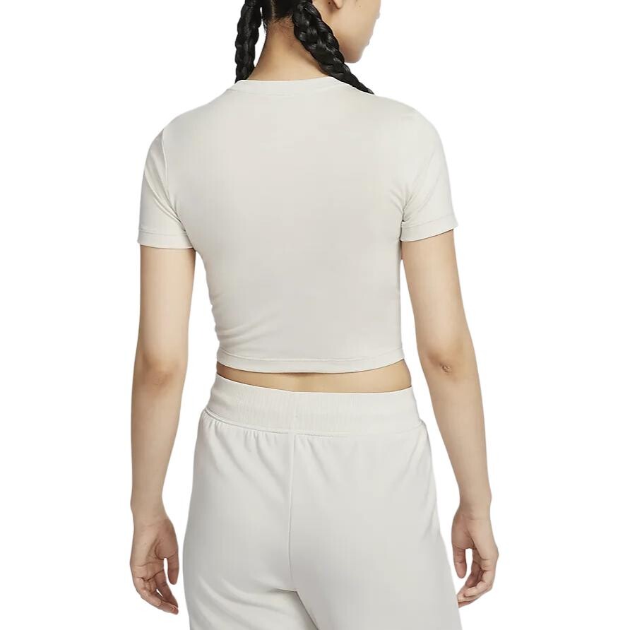 Футболка Nike Sportswear Essential Slim-Fit Crop FB2874-105, светло-розовое дерево умбра — фото 2