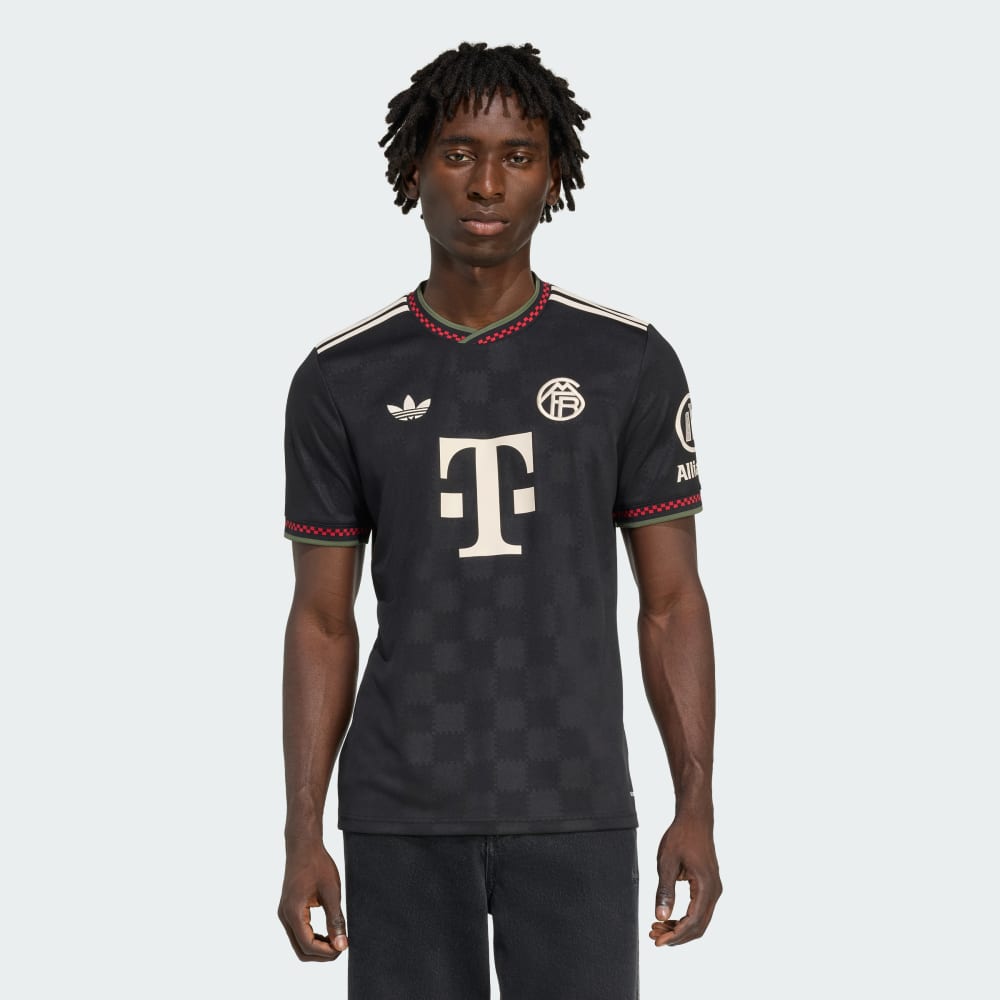 

Джерси Adidas FC Bayern 25/26 Third Jersey, цвет Black/Halo Ivory