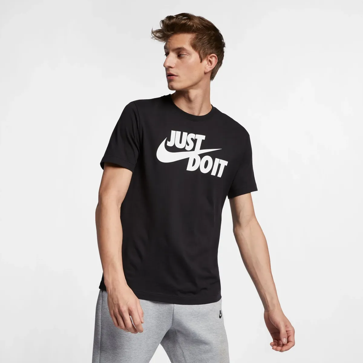 

Футболка Nike Sportswear "МУЖСКАЯ ФУТБОЛКА JDI", черно-белый