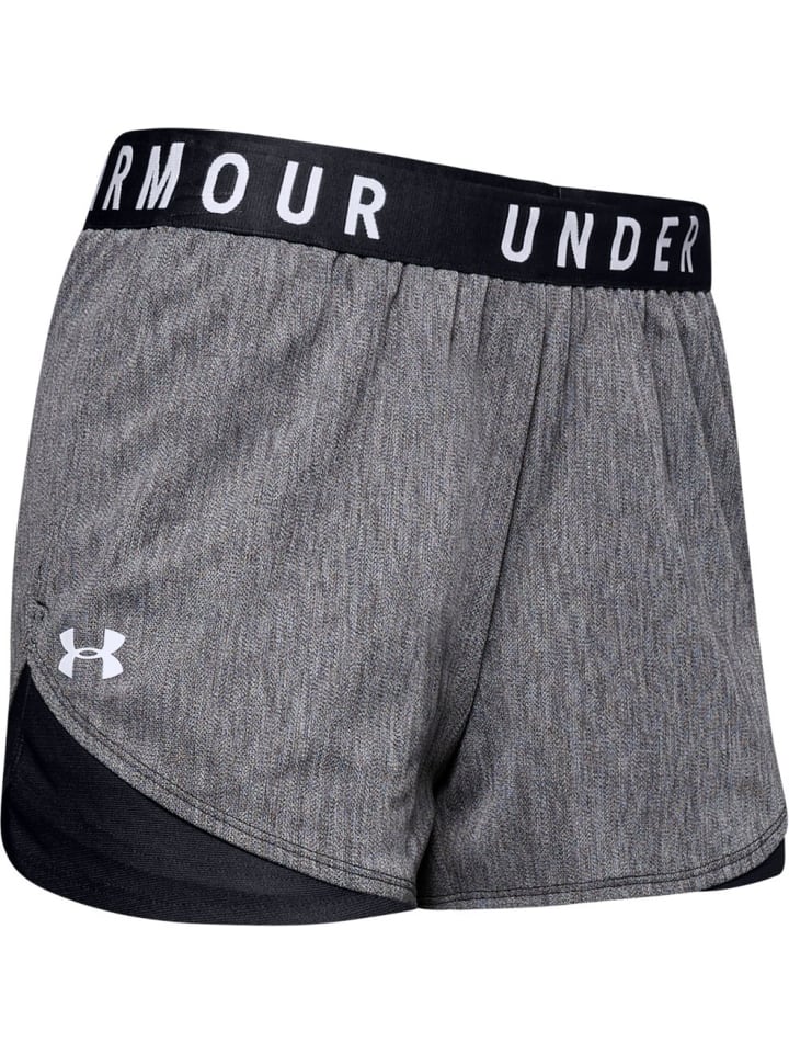 

Шорты Under Armour, черный