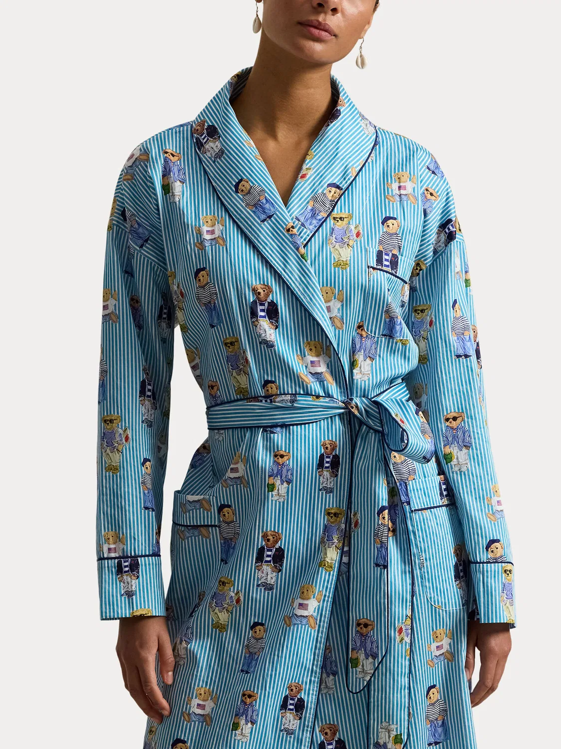 Короткий банный халат с изображением культового медведя. Polo Ralph Lauren, Light Blue/Mixed Colors — фото 4