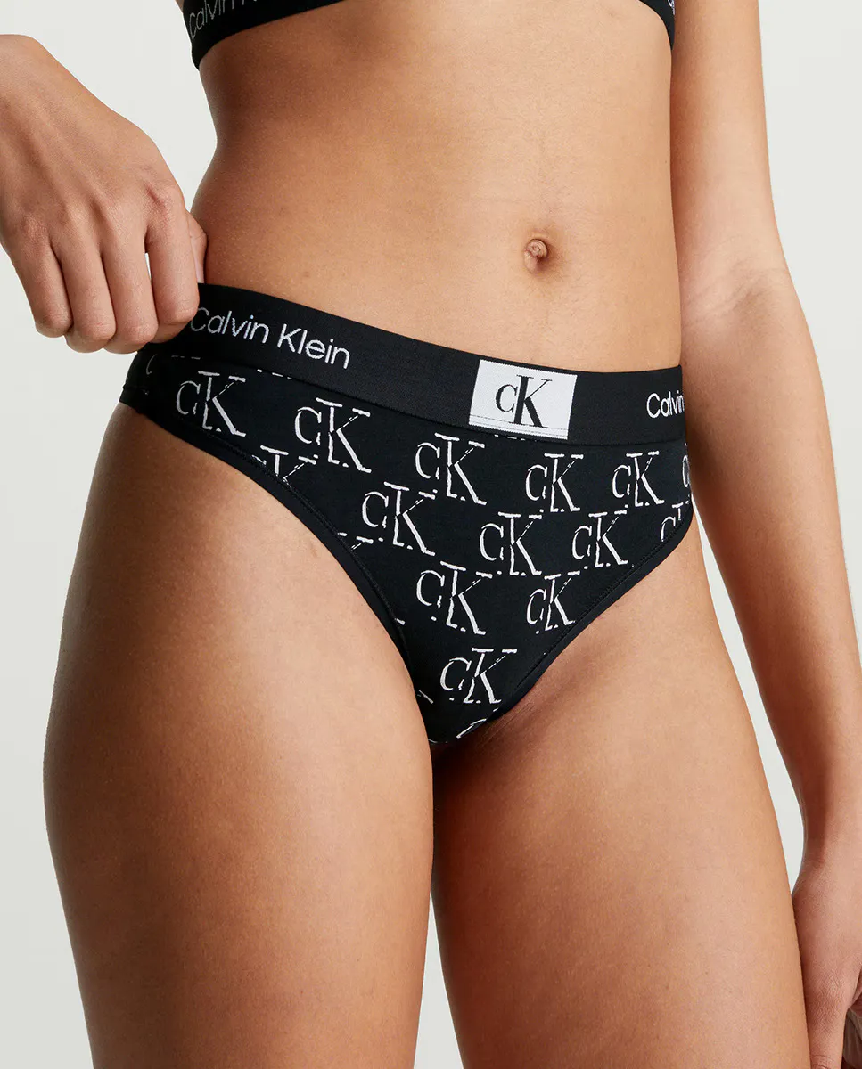 

Стринги - хлопок 1996 г Calvin Klein, черный