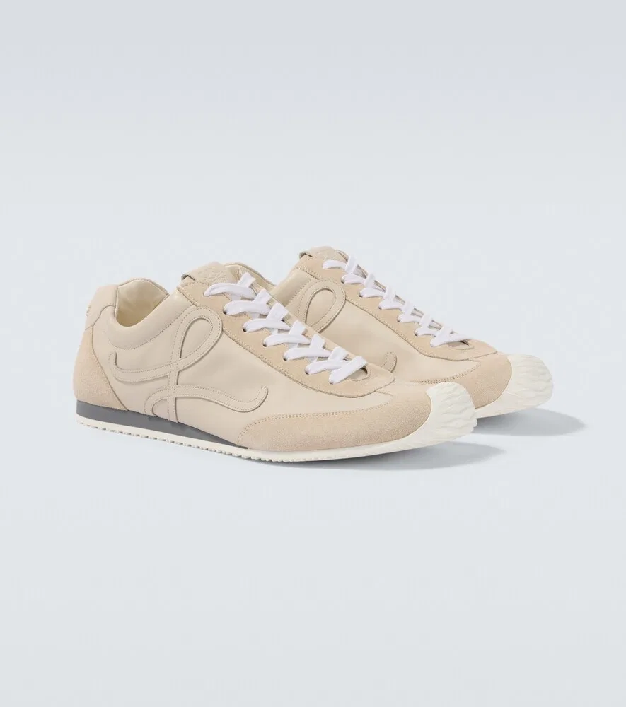 Кроссовки Ballet Runner 2.0 с замшевой отделкой из кожи Loewe, бежевый