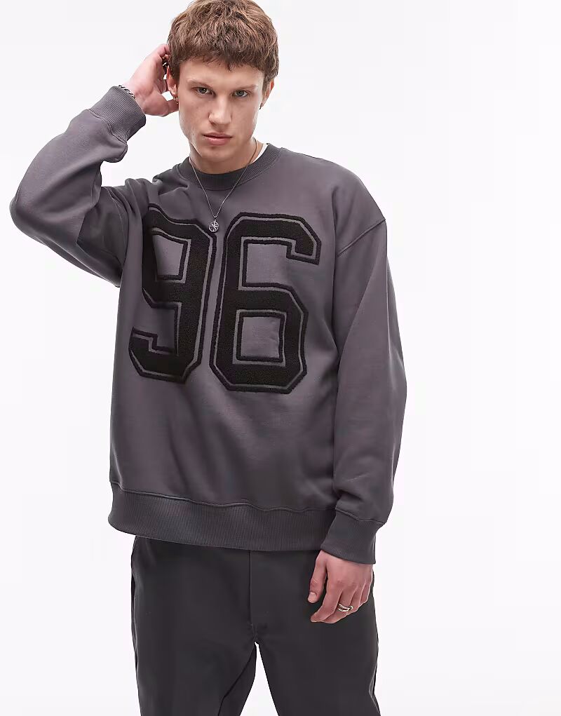 

Толстовка Topman свободного кроя с вышивкой 96 в антрацитовом цвете