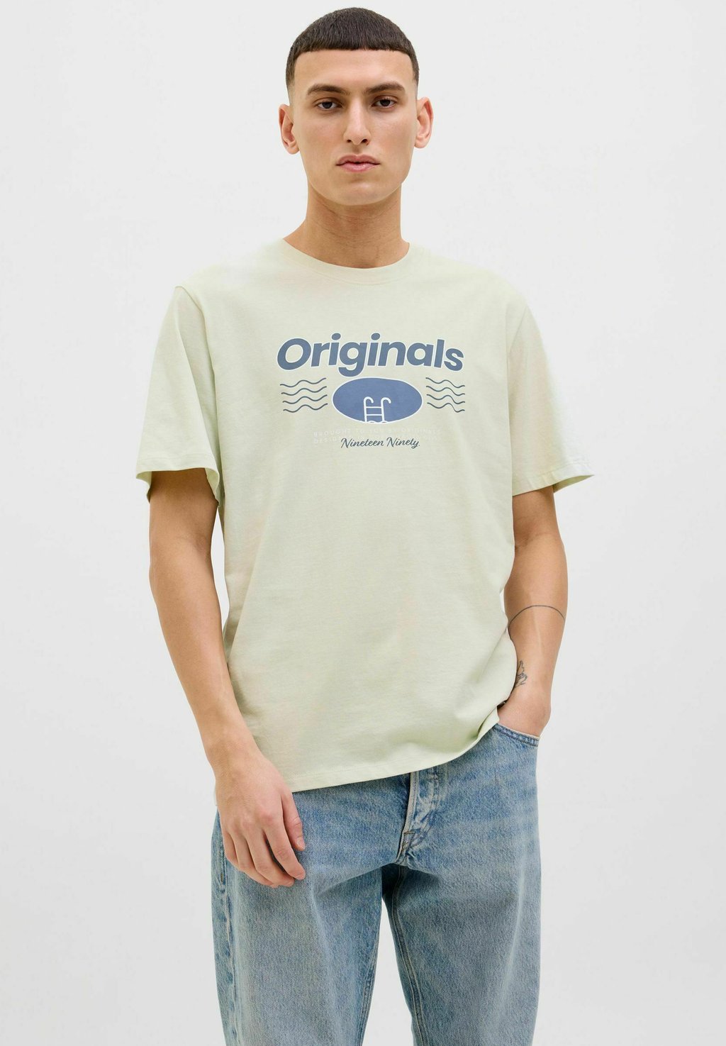

Футболка с принтом RUNDHALSAUSSCHNITT Jack & Jones, серый